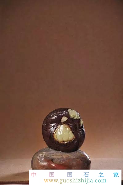 龍蛋石創作范式