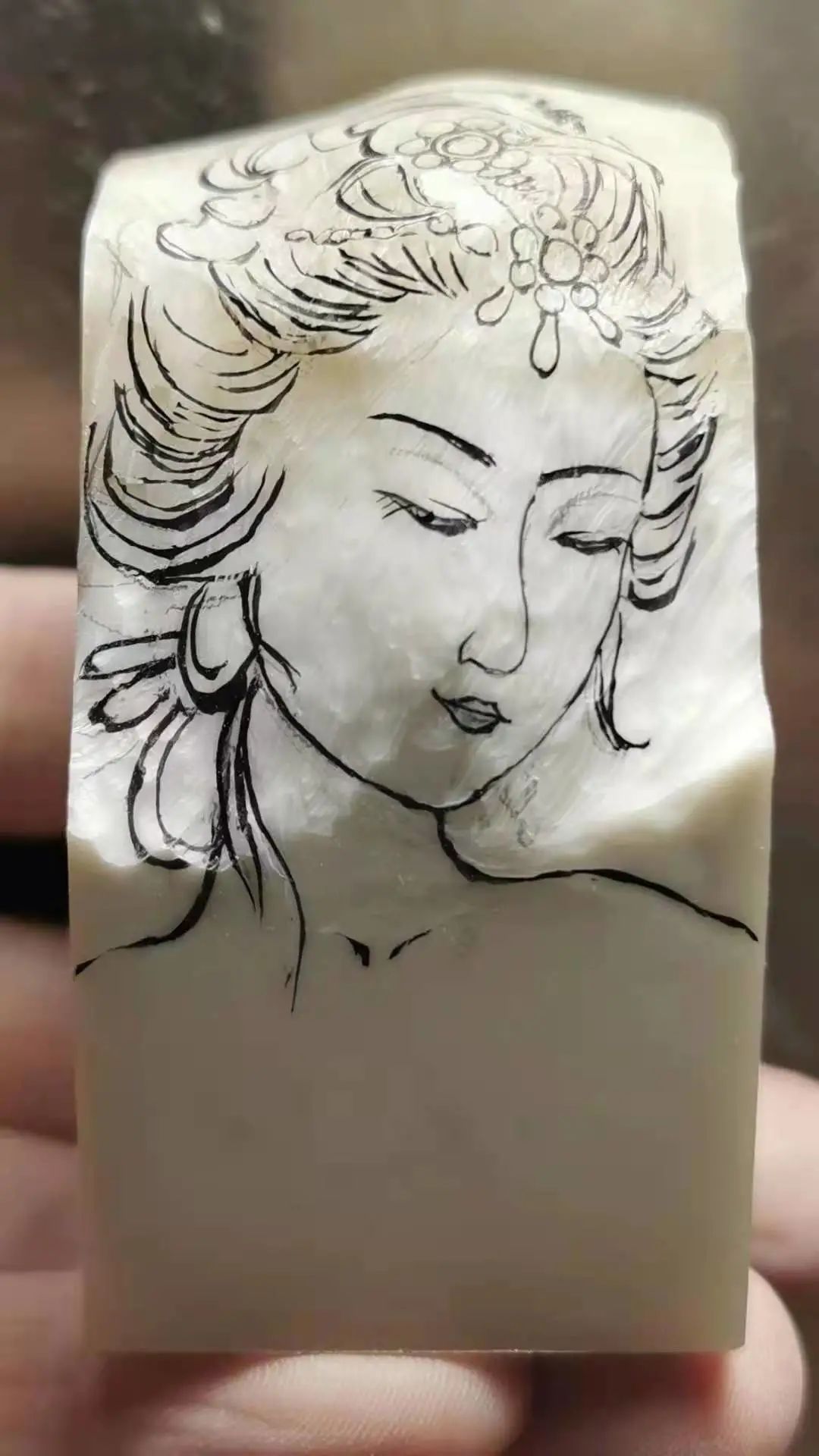 壽山石大師陳在偉作品。他的作品藏著各色東方美人，太撩人了！