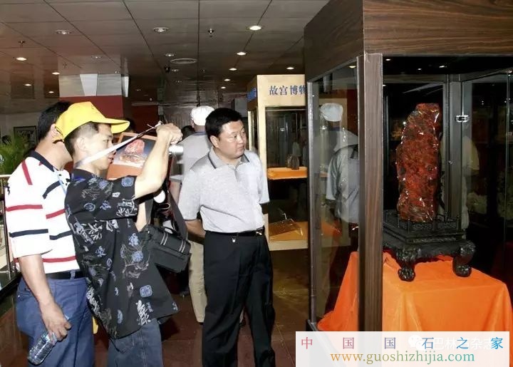 價值過億的極品雞血石,最貴的巴林雞血石 歷險記 價值過億的極品雞血石,最貴的巴林雞血石 歷險記