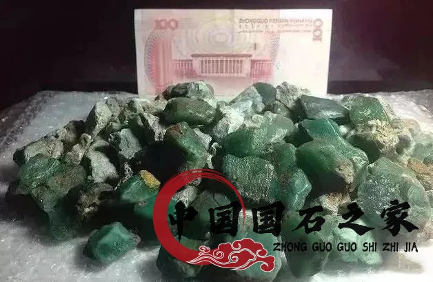 這個擺件拍出47萬!雅安綠又是什么綠! 這個擺件拍出47萬!雅安綠又是什么綠!