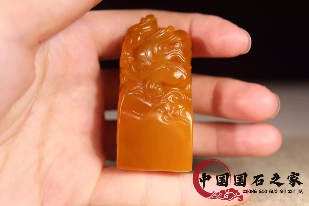 老撾北部田黃石缺點和特點，曠世精品熱藏正當時