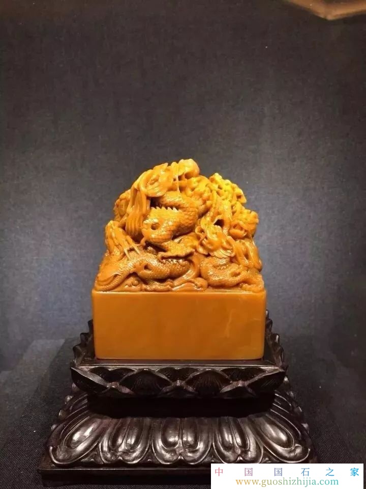 真正的田黃石多少錢一克，最貴的田黃石