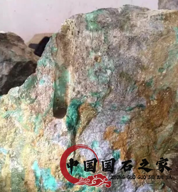 這個擺件拍出47萬!雅安綠又是什么綠! 這個擺件拍出47萬!雅安綠又是什么綠!