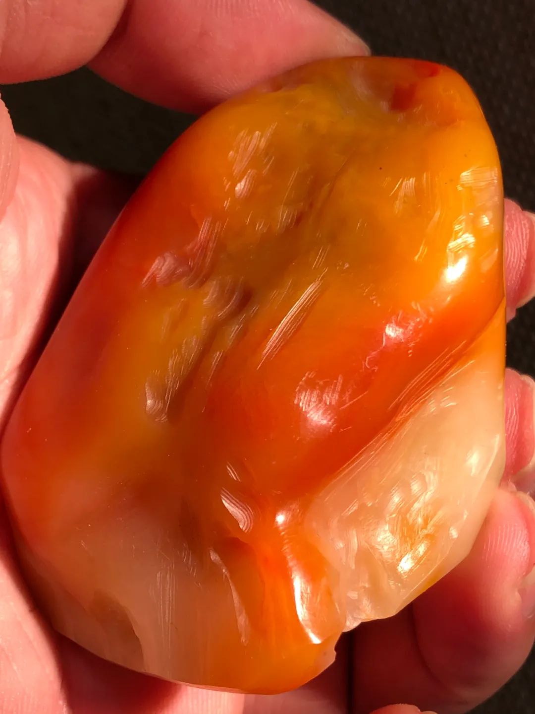 壽山芙蓉原石的切開這塊石頭才懂