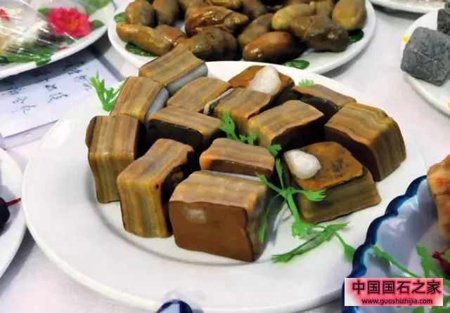 壽山石滿漢全席照片和價(jià)格！壽山石的石頭宴席