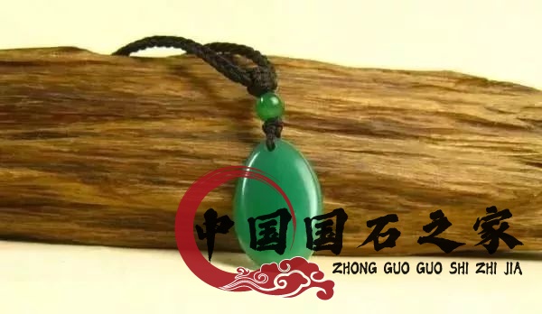 雅安玉石原料產地雅安綠是什么材質