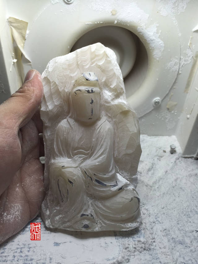壽山石觀音擺件 壽山石的雕刻過程