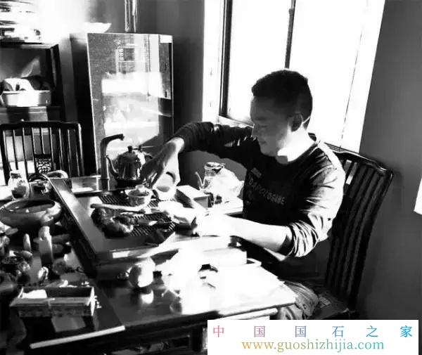 印鈕雕刻師梅昌強(qiáng)：在印石之祖的青田實(shí)現(xiàn)夢(mèng)想