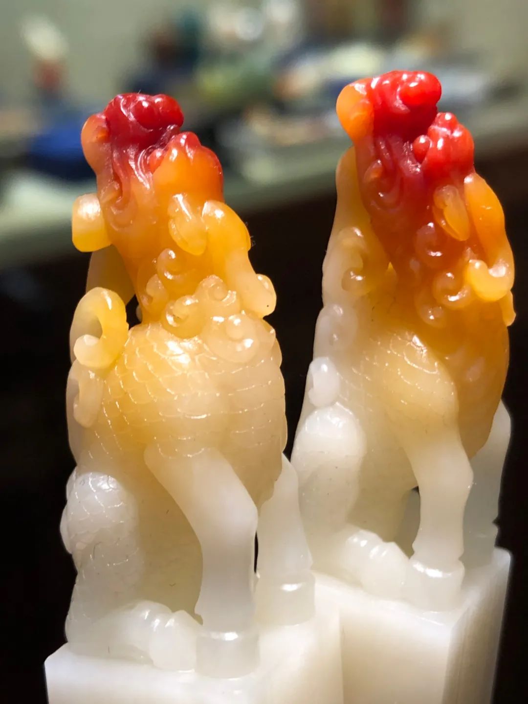 雷劍鏢大師作品高品質方正壽山三彩芙蓉對章，迸發出的美意讓人嘆為觀止!