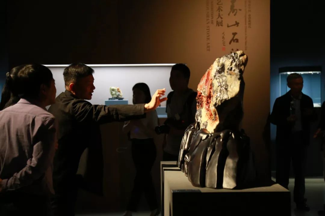 “壽山石韻”藝術大展于中國美術館盛大開幕