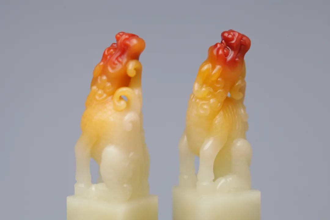 雷劍鏢大師作品高品質方正壽山三彩芙蓉對章，迸發出的美意讓人嘆為觀止!