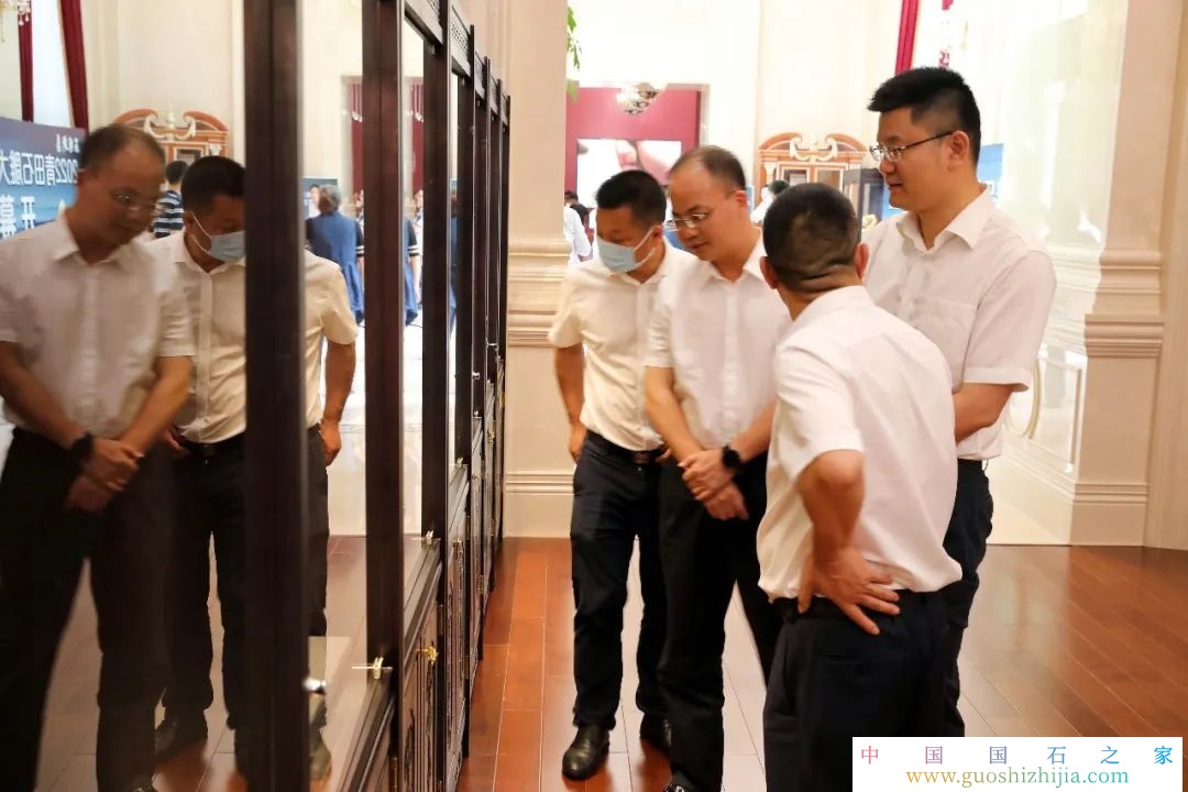2022青田石雕大師精品展會在紹興市新昌縣舉行