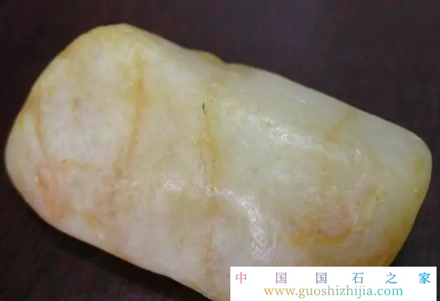 壽山田黃有幾種分類?壽山石田黃石如何區(qū)分? 壽山田黃有幾種分類?壽山石田黃石如何區(qū)分?