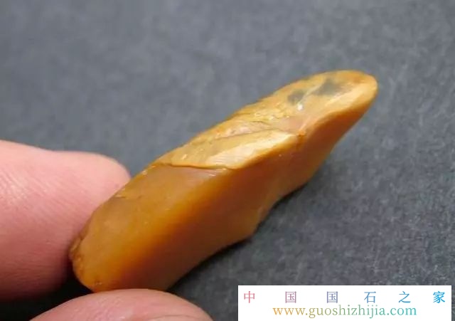壽山田黃有幾種分類？壽山石田黃石如何區(qū)分？