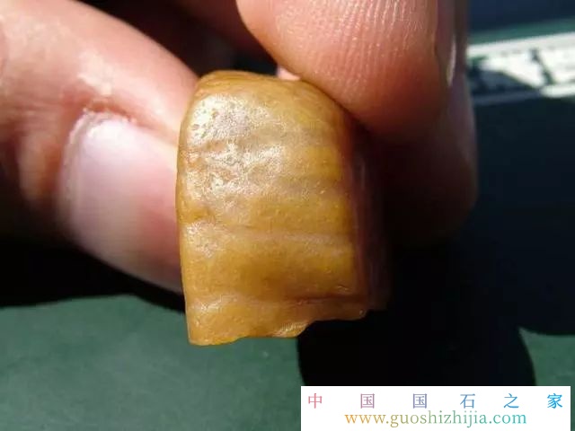 壽山田黃有幾種分類？壽山石田黃石如何區(qū)分？
