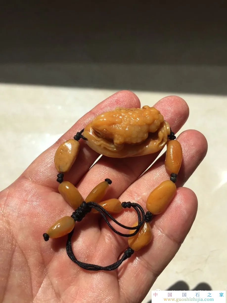田黃手串田黃項鏈的功效與作用