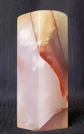 白色壽山石的價(jià)格表