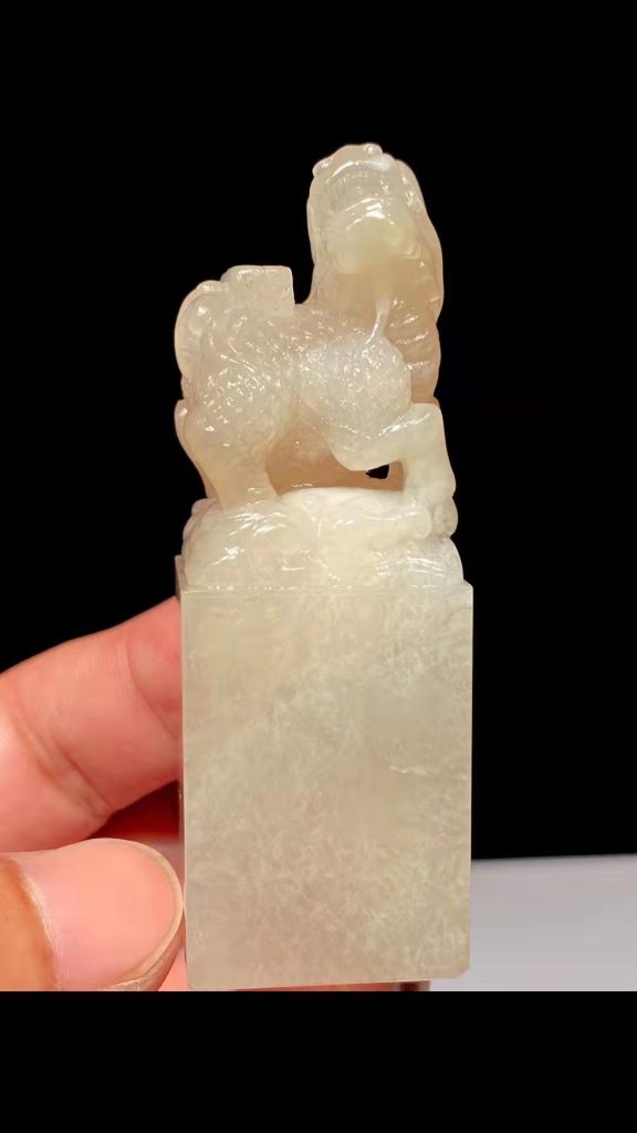 巴林石和壽山石哪種好二者區(qū)別?