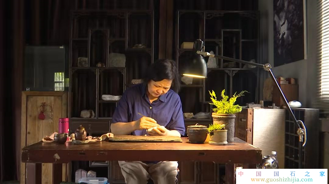云展覽｜“弘揚(yáng)匠心 致敬傳統(tǒng)”福建民間文藝——中國(guó)工藝美術(shù)大師 黃麗娟