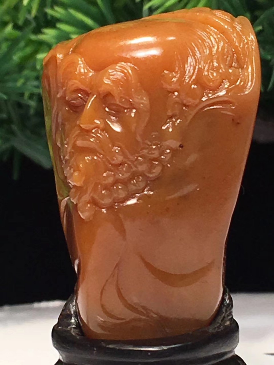 如何準確鑒別田黃，探尋其獨特軟寶石之美